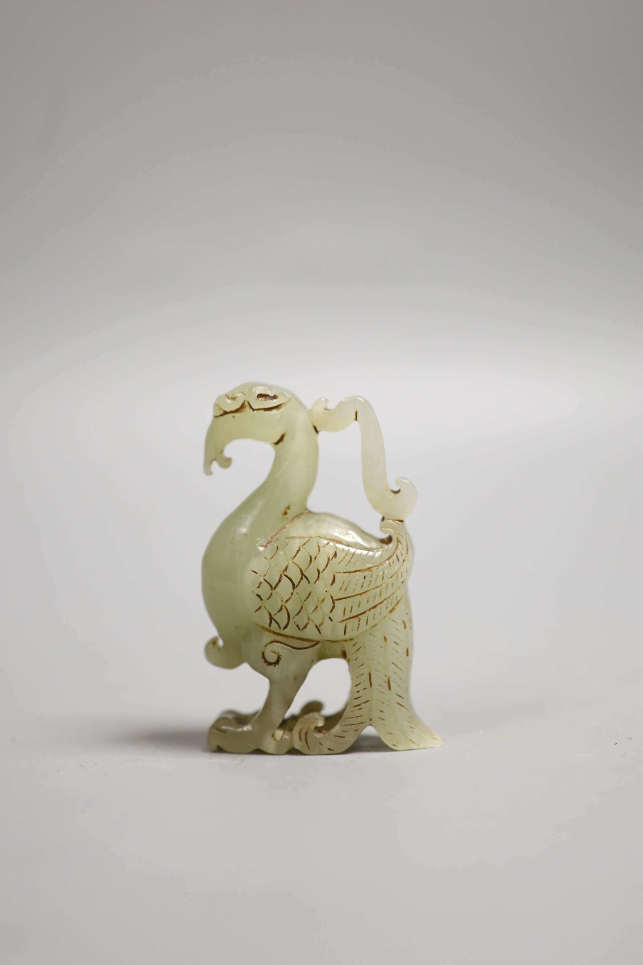 A Chinese jade bird, 8cm high